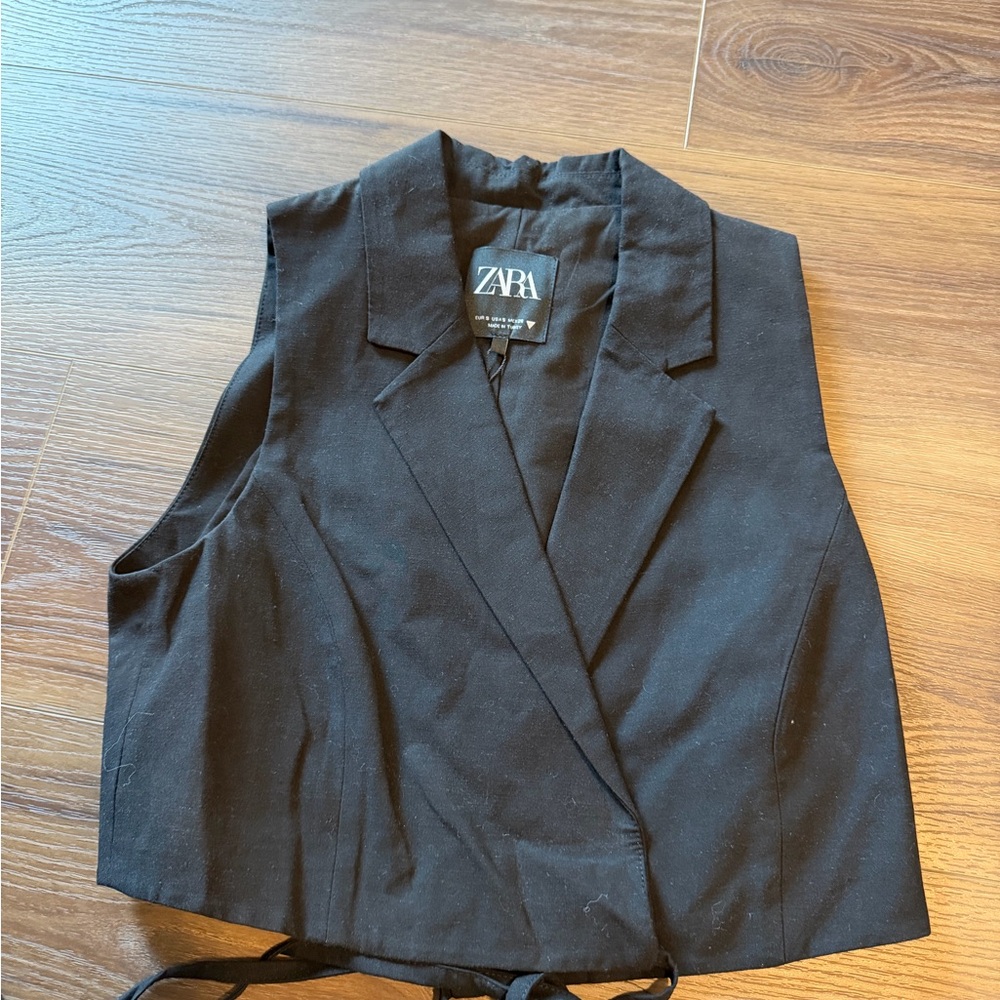 Zara Charcoal Sleeveless Jacket